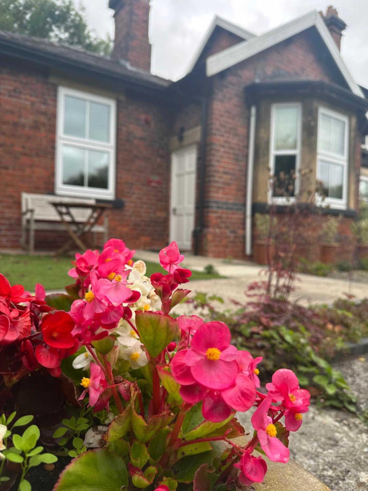 Station House Holiday Cottages, Exclusively For Grown Ups, Thornton Dale Pickering Εξωτερικό φωτογραφία